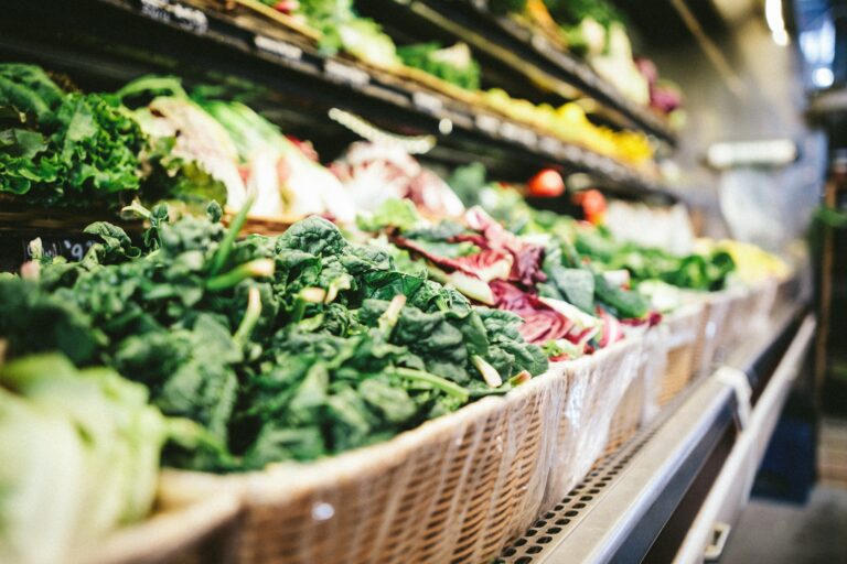 Pocket Guide to GMOs in Produce